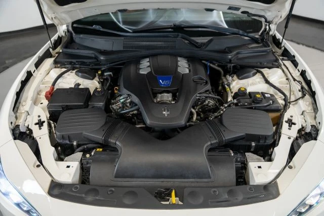 2015 Maserati Ghibli 3rd Gen - Image 3 of 21