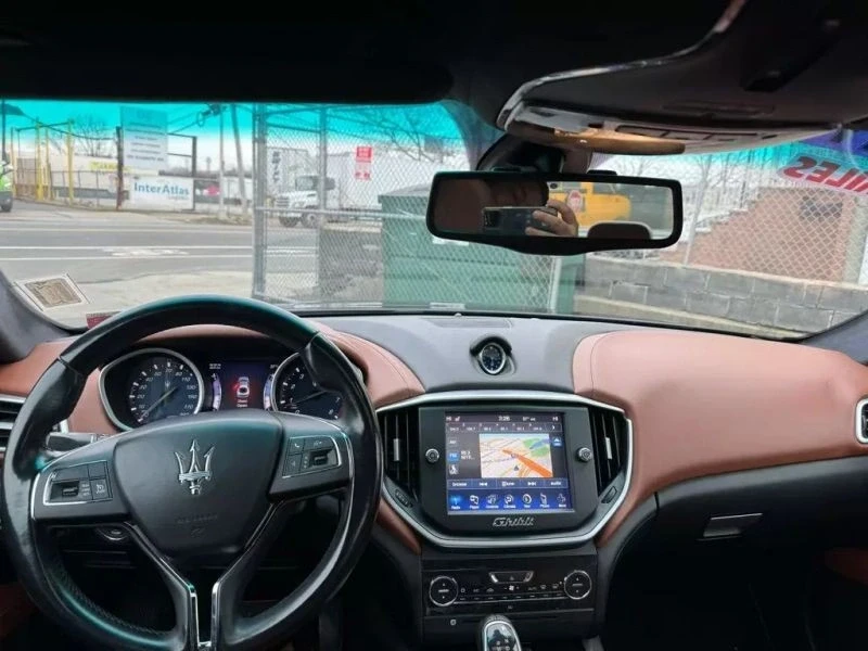 2015 Maserati Ghibli 3rd Gen - Image 9 of 12