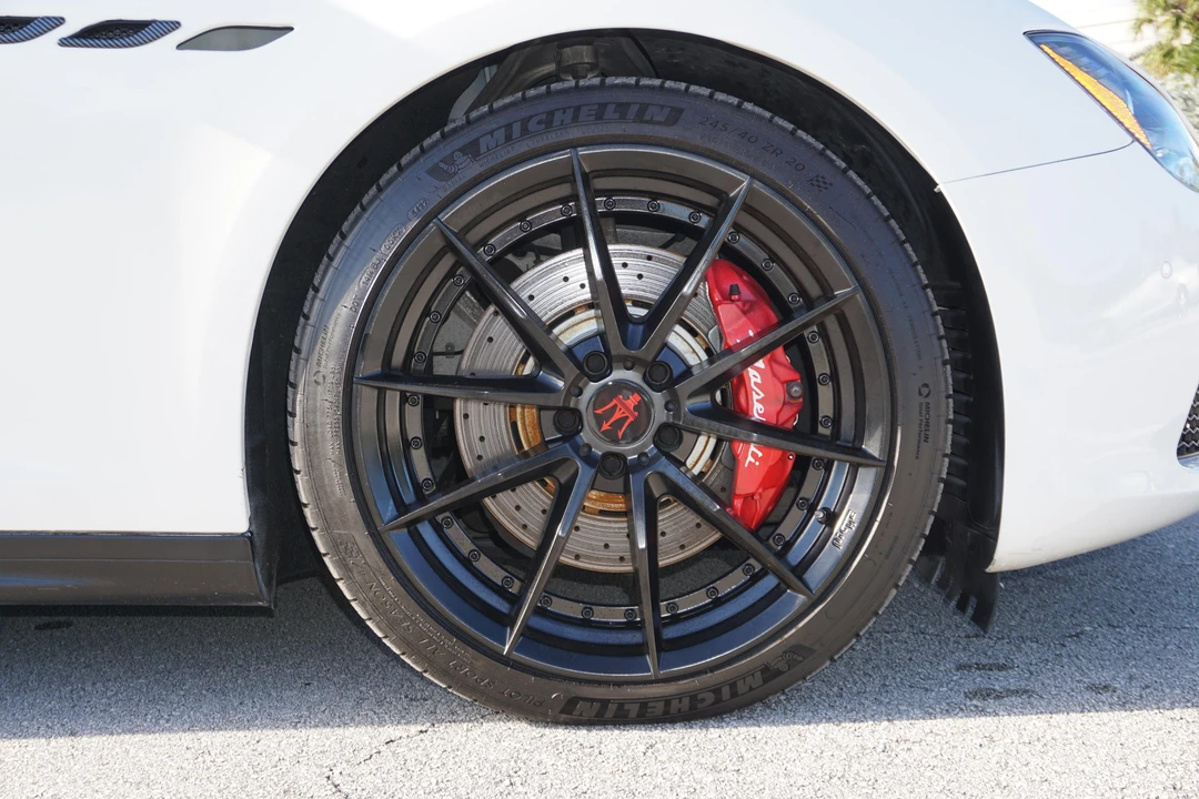 2015 Maserati Ghibli 3rd Gen - Image 16 of 31