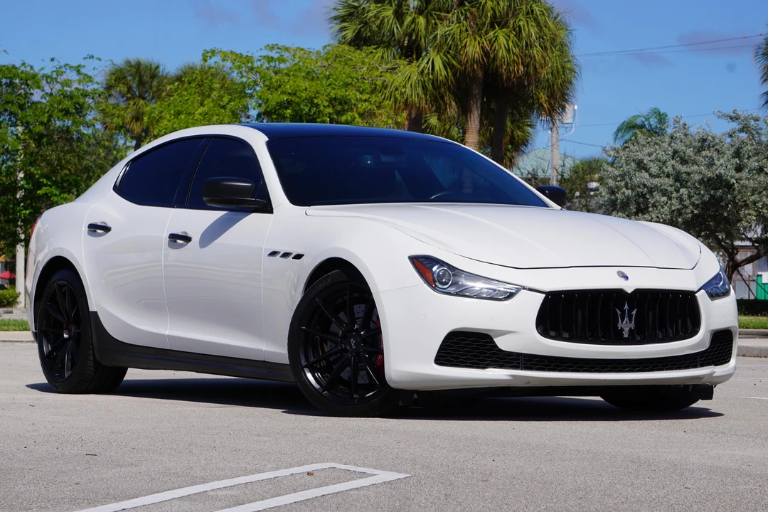 2015 Maserati Ghibli 3rd Gen - Image 8 of 31