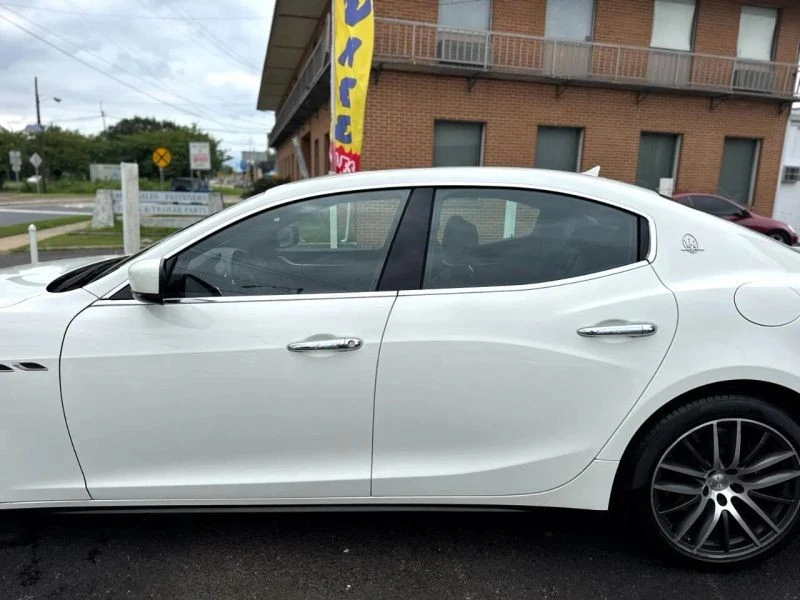 2015 Maserati Ghibli 3rd Gen - Image 8 of 12