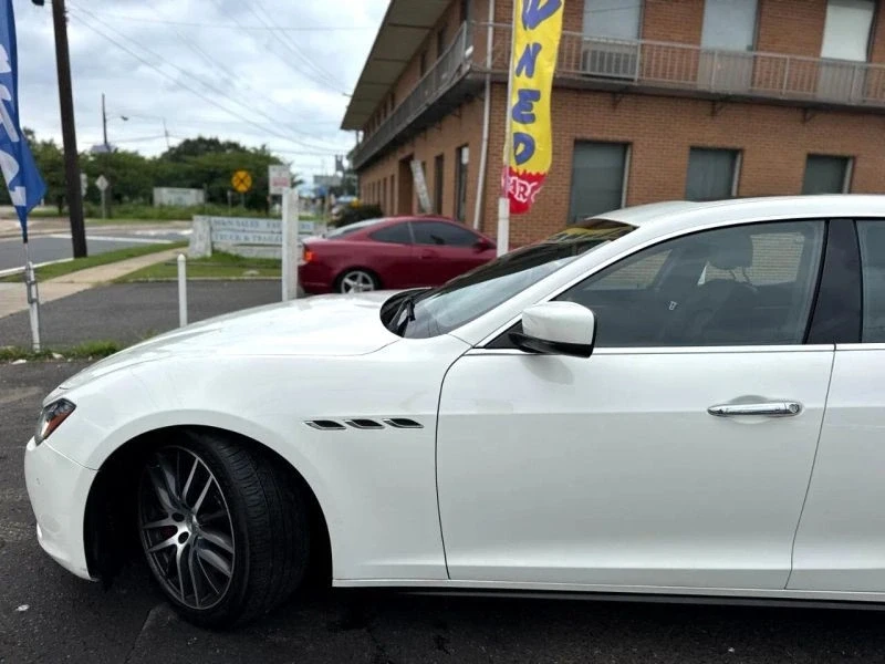 2015 Maserati Ghibli 3rd Gen - Image 7 of 12