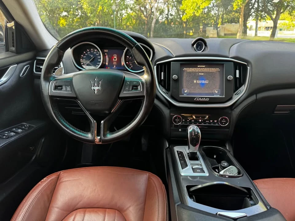 2015 Maserati Ghibli 3rd Gen - Image 13 of 16