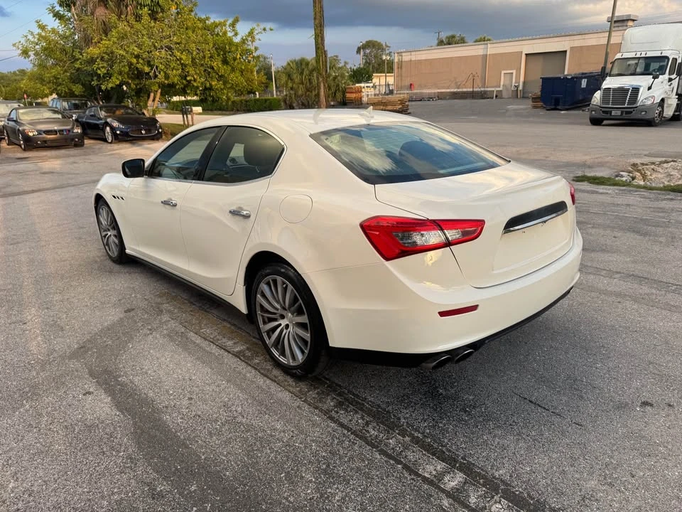 2015 Maserati Ghibli 3rd Gen - Image 5 of 9