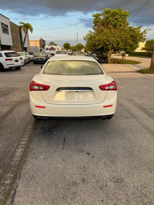 2015 Maserati Ghibli 3rd Gen - Image 4 of 9