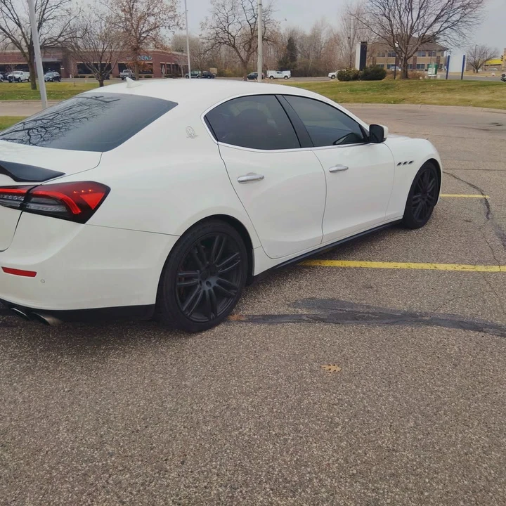 2015 Maserati Ghibli 3rd Gen - Image 2 of 10