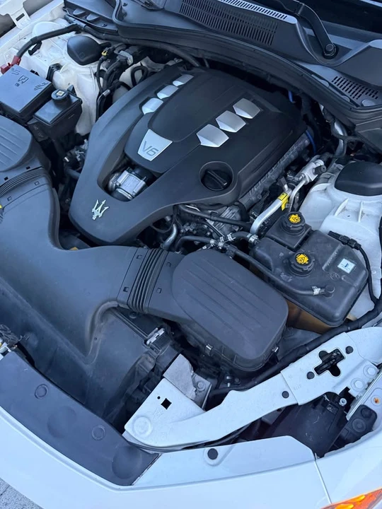 2015 Maserati Ghibli 3rd Gen - Image 8 of 20