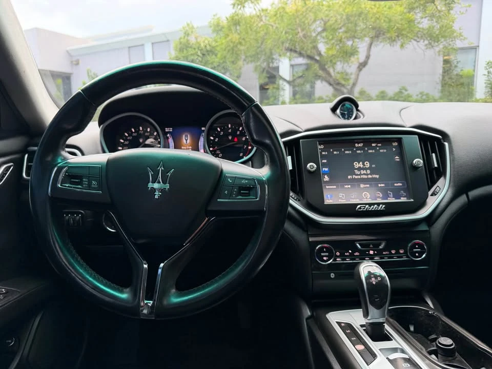 2015 Maserati Ghibli 3rd Gen - Image 9 of 14