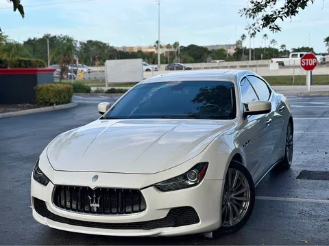 2015 Maserati Ghibli Sedan 4D