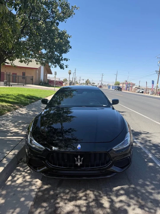 2015 Maserati Ghibli 3rd Gen - Image 2 of 11
