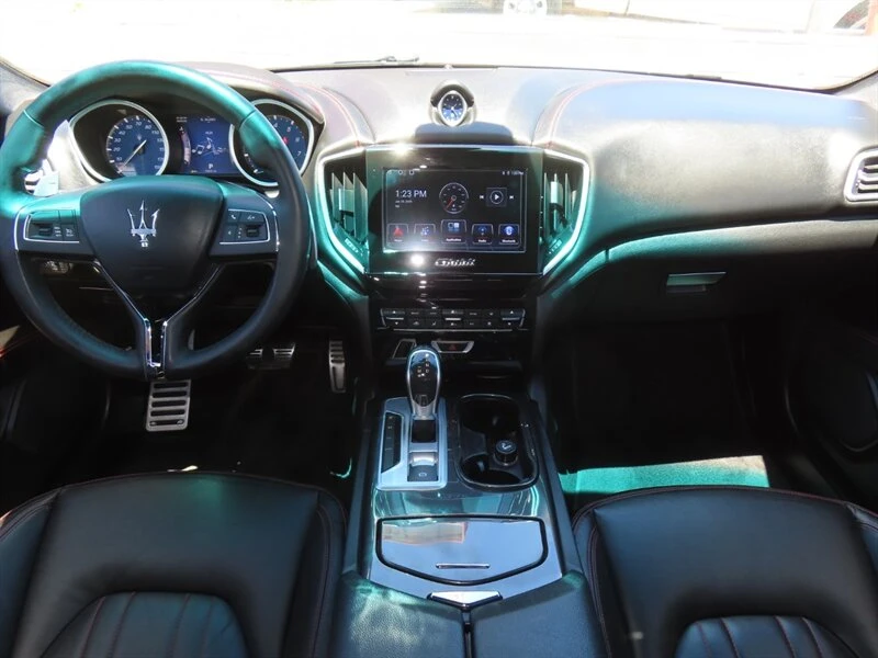 2015 Maserati Ghibli 3rd Gen - Image 28 of 31