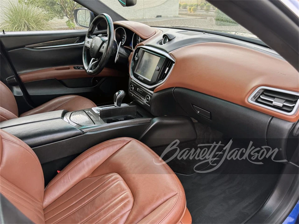 2015 Maserati Ghibli 3rd Gen - Image 4 of 5