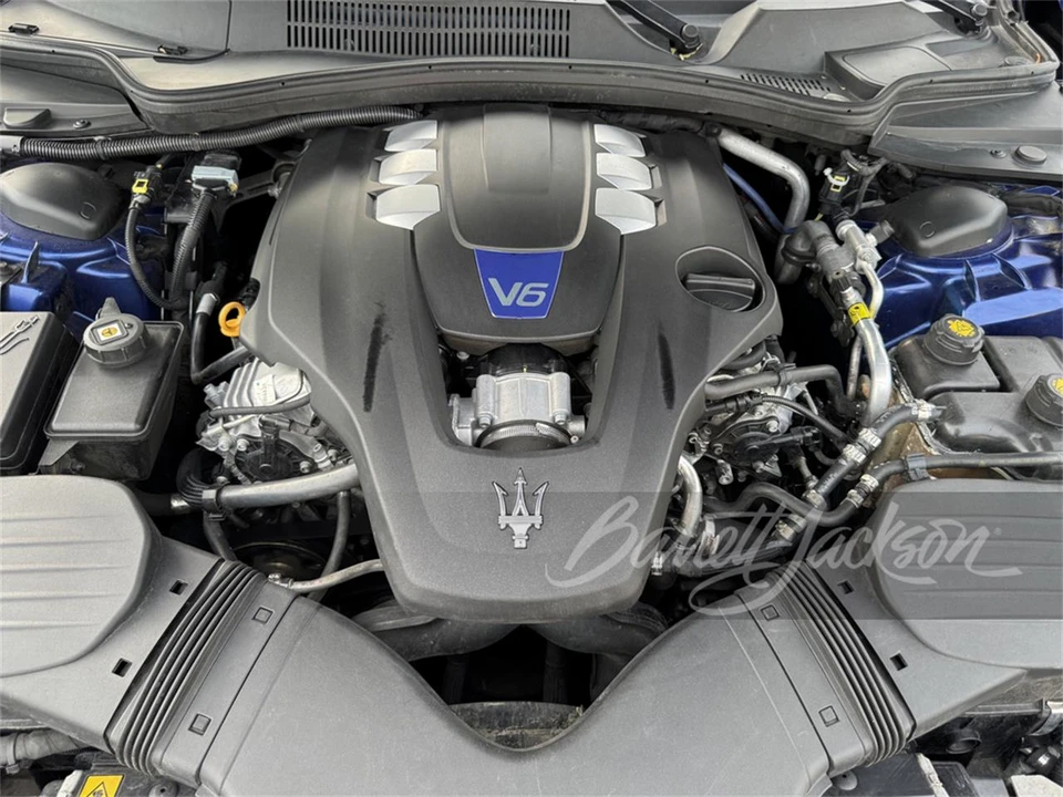 2015 Maserati Ghibli 3rd Gen - Image 5 of 5
