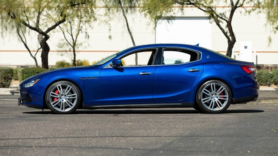 2015 Maserati Ghibli 3rd Gen - Image 2 of 30