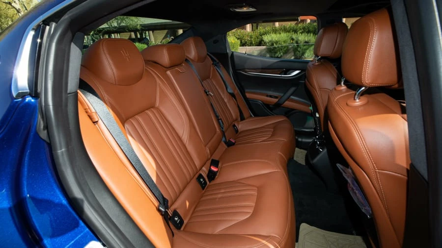 2015 Maserati Ghibli 3rd Gen - Image 24 of 30