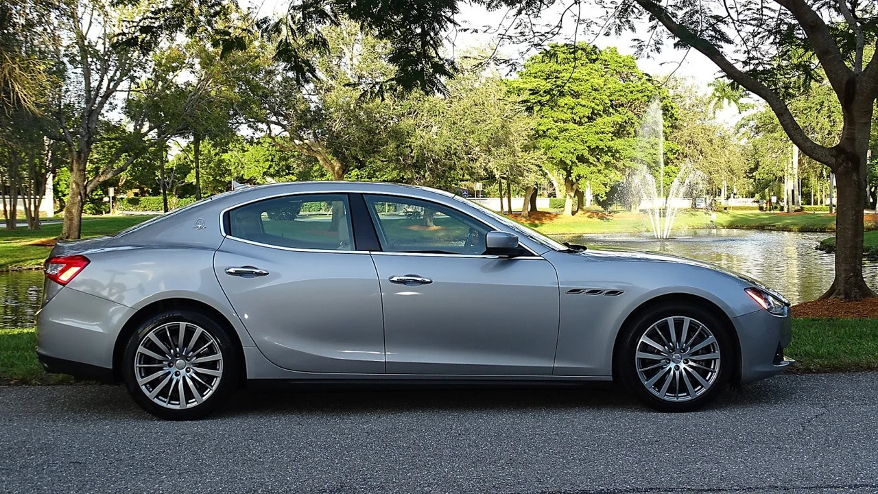 2015 Maserati Ghibli 3rd Gen - Image 2 of 19