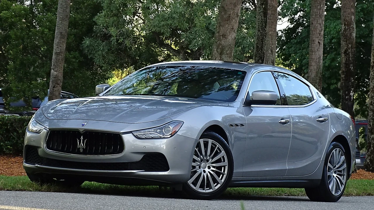 2015 Maserati Ghibli 3rd Gen - Image 3 of 19