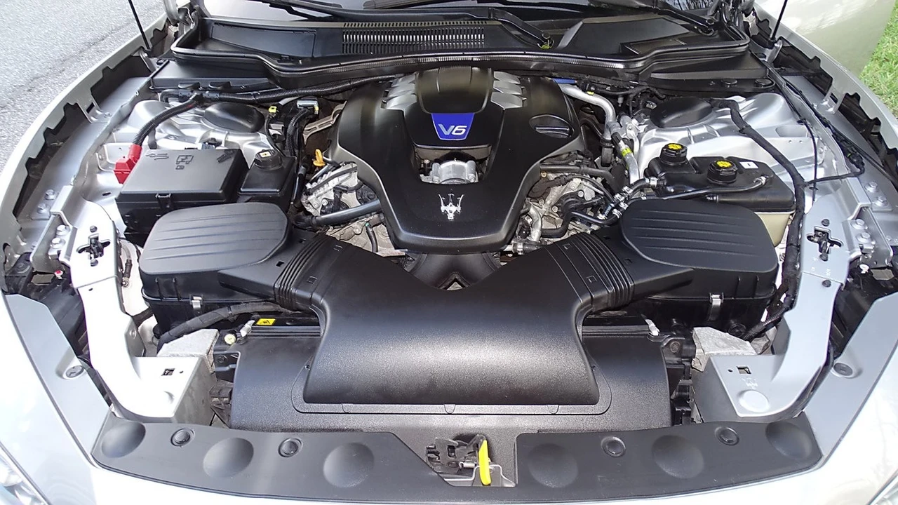2015 Maserati Ghibli 3rd Gen - Image 19 of 19