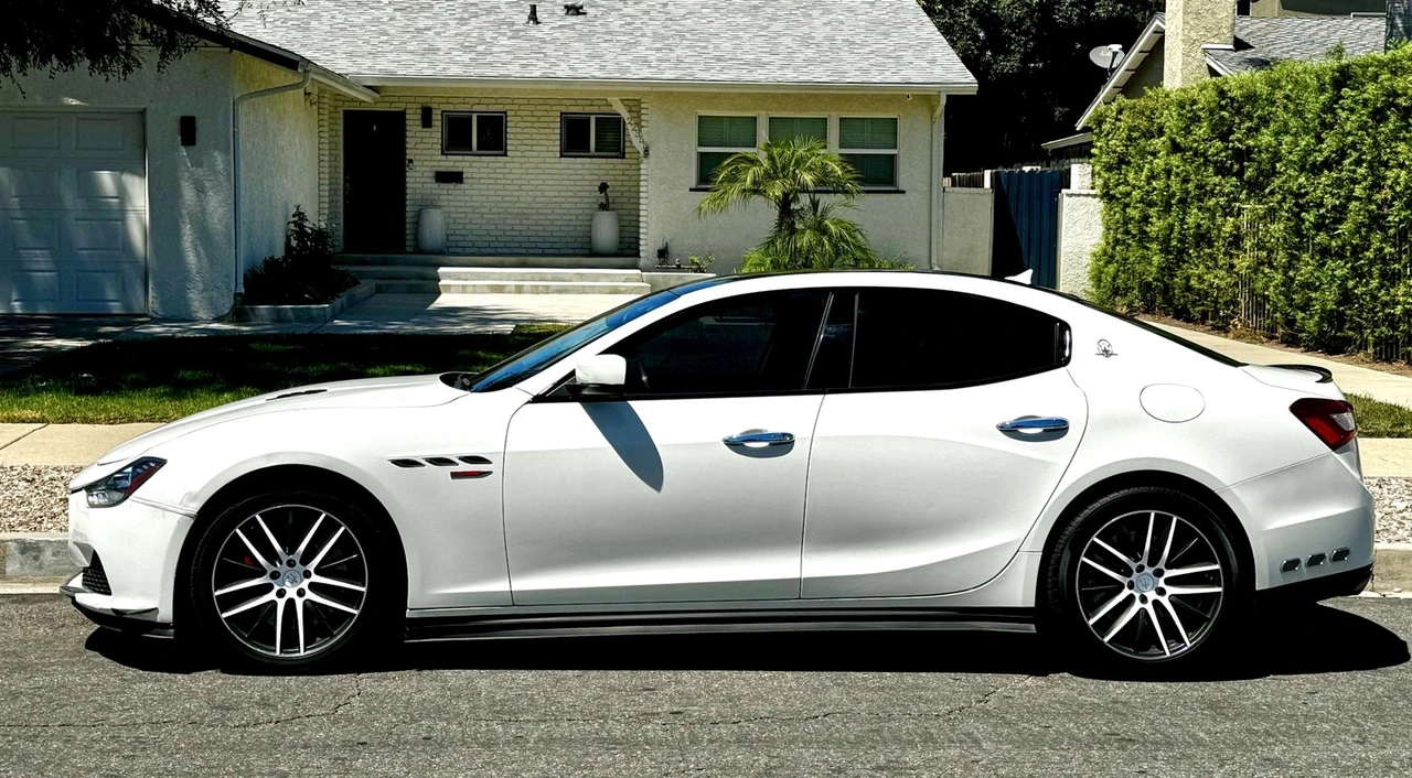 2015 Maserati Ghibli 3rd Gen - Image 3 of 22