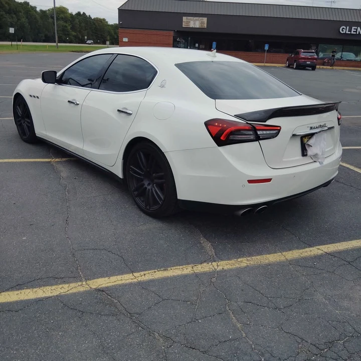 2015 Maserati Ghibli 3rd Gen - Image 5 of 10