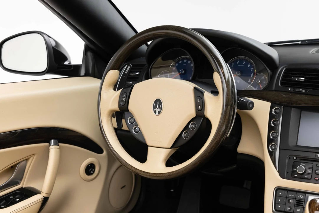 2015 Maserati GranTurismo 1st Gen - Image 10 of 31