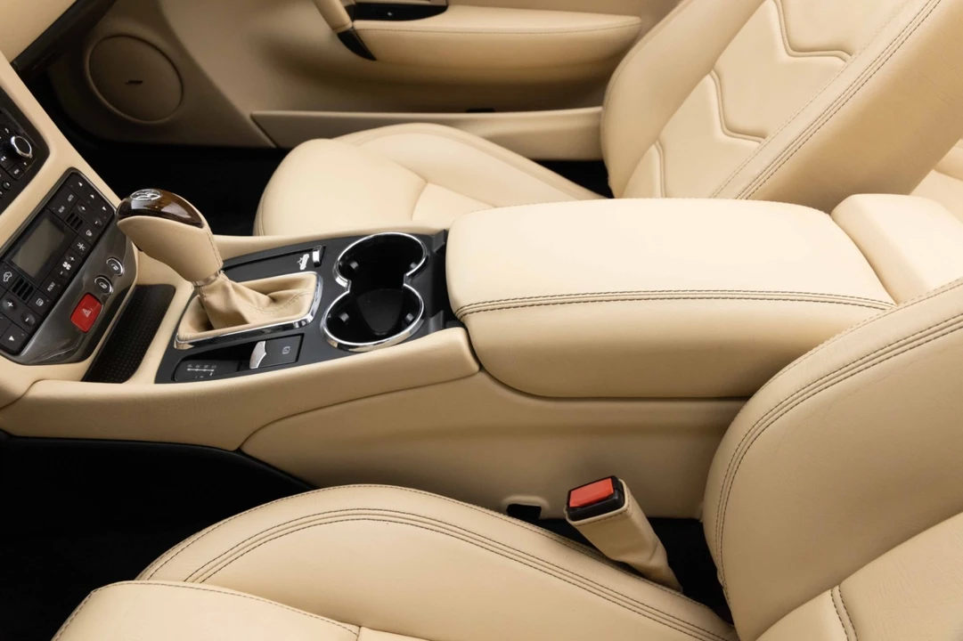 2015 Maserati GranTurismo 1st Gen - Image 24 of 31