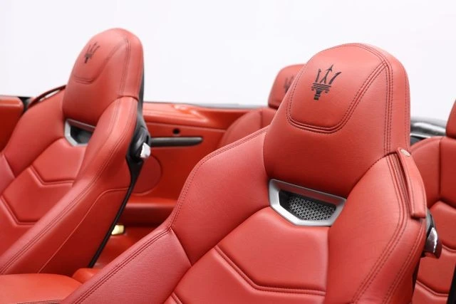 2015 Maserati GranTurismo 1st Gen - Image 15 of 31