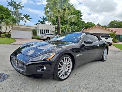 2015 Maserati GranTurismo Base 2dr Convertible