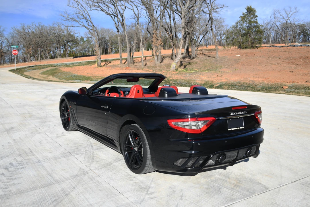 2015 Maserati GranTurismo 1st Gen - Image 9 of 31