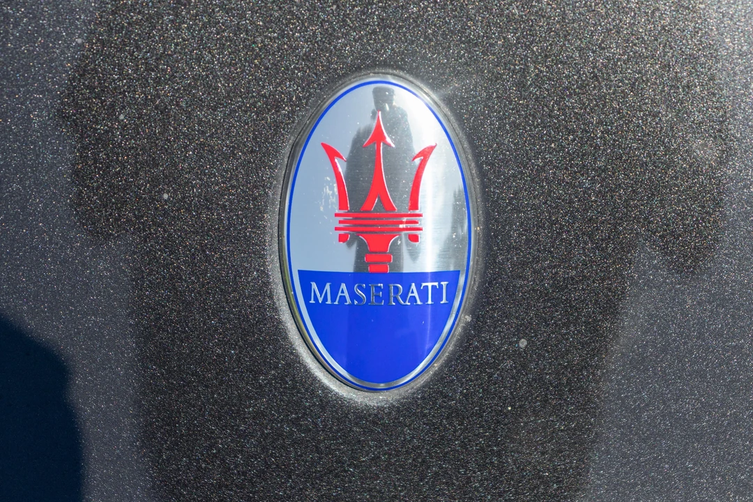 2015 Maserati GranTurismo 1st Gen - Image 12 of 31