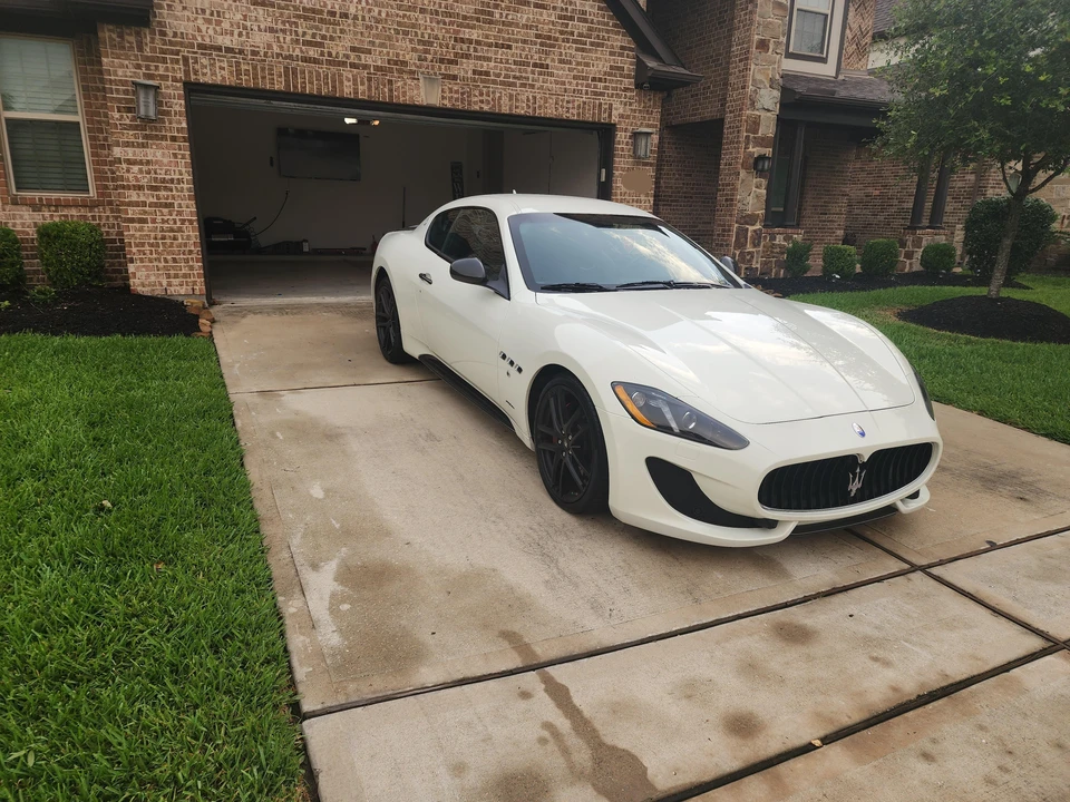 2015 Maserati GranTurismo 1st Gen - Image 17 of 31