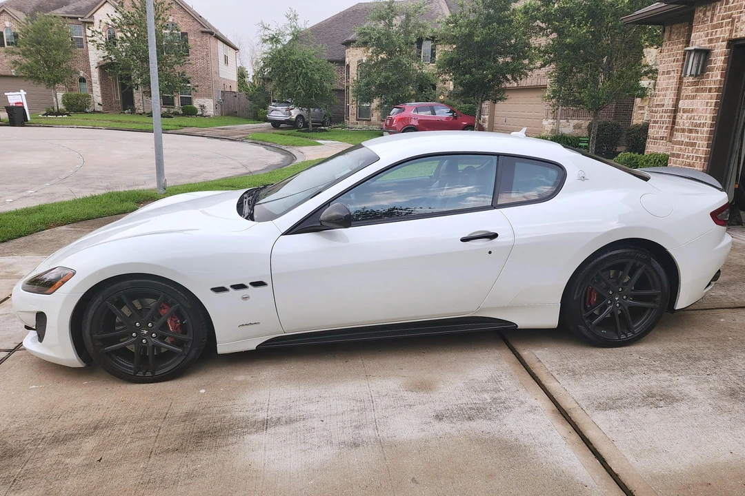 2015 Maserati GranTurismo 1st Gen - Image 4 of 31