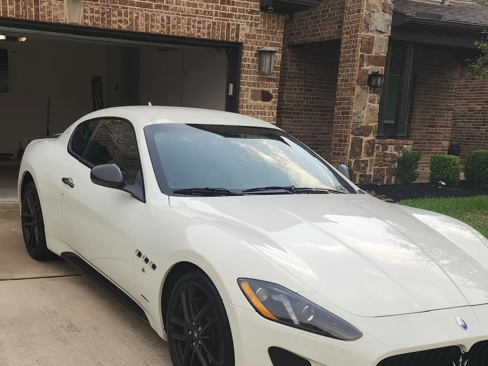 2015 Maserati GranTurismo 1st Gen - Image 18 of 31