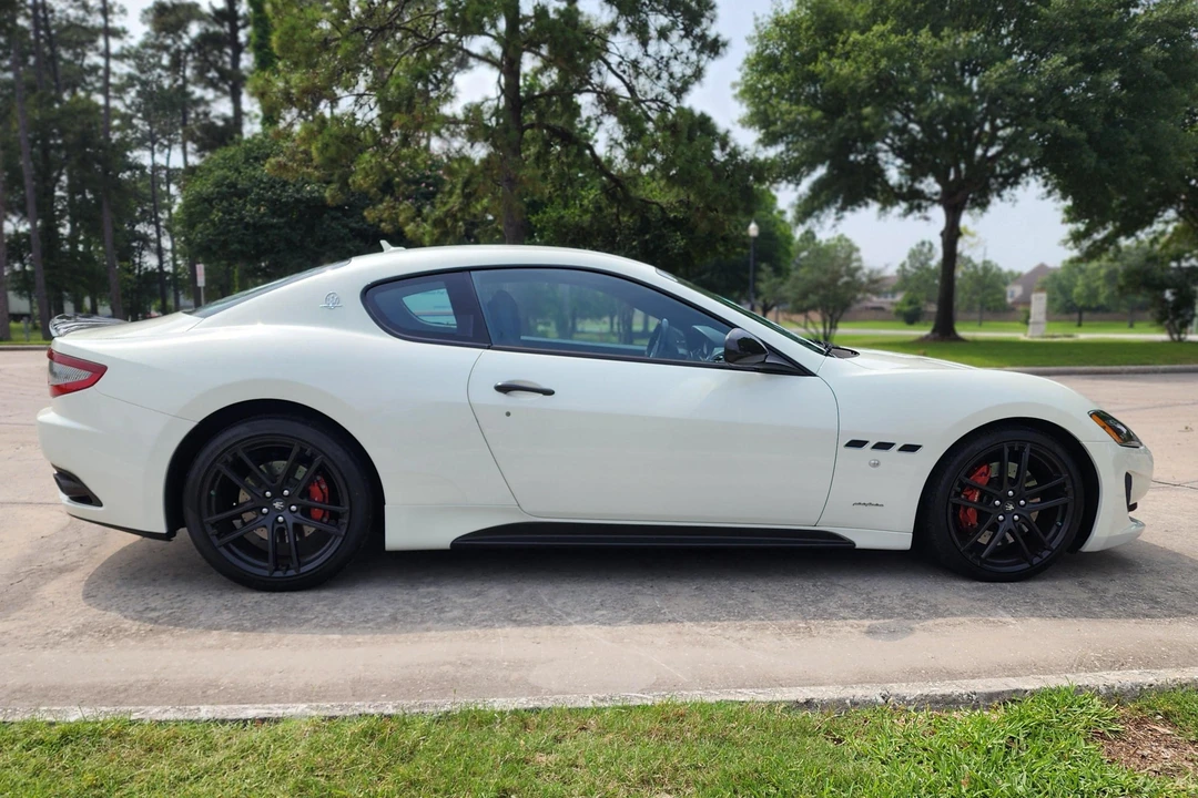 2015 Maserati GranTurismo 1st Gen - Image 3 of 31