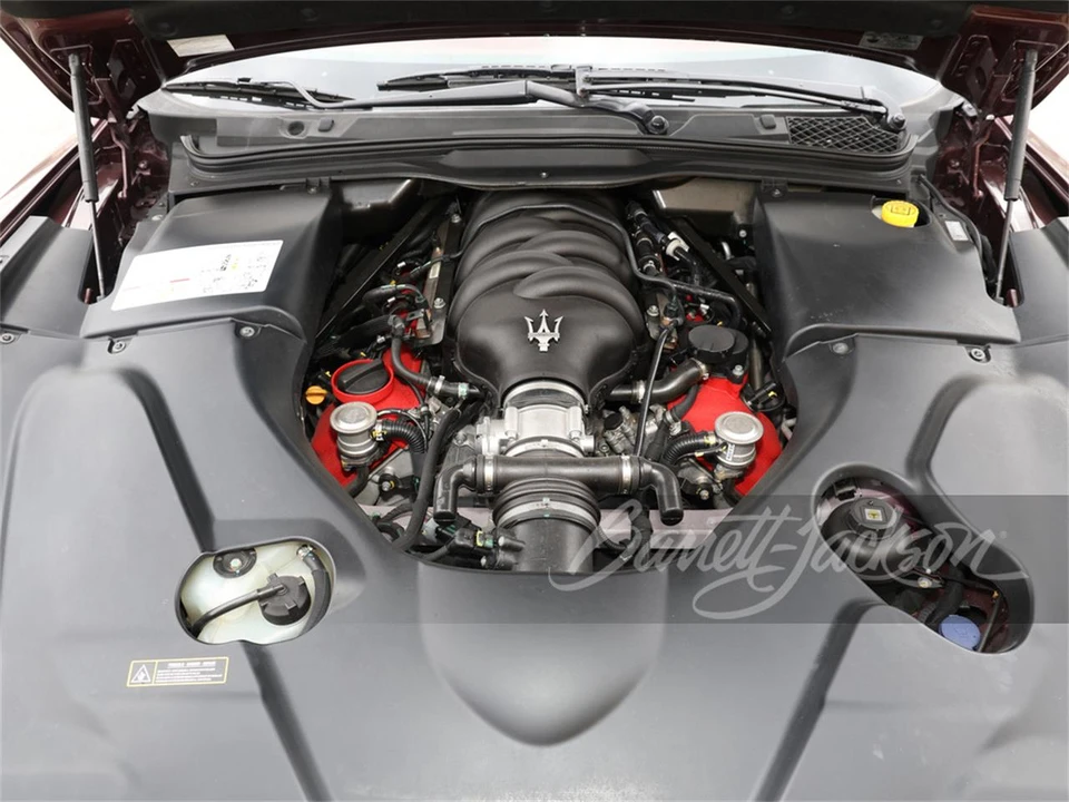 2015 Maserati GranTurismo 1st Gen - Image 5 of 5