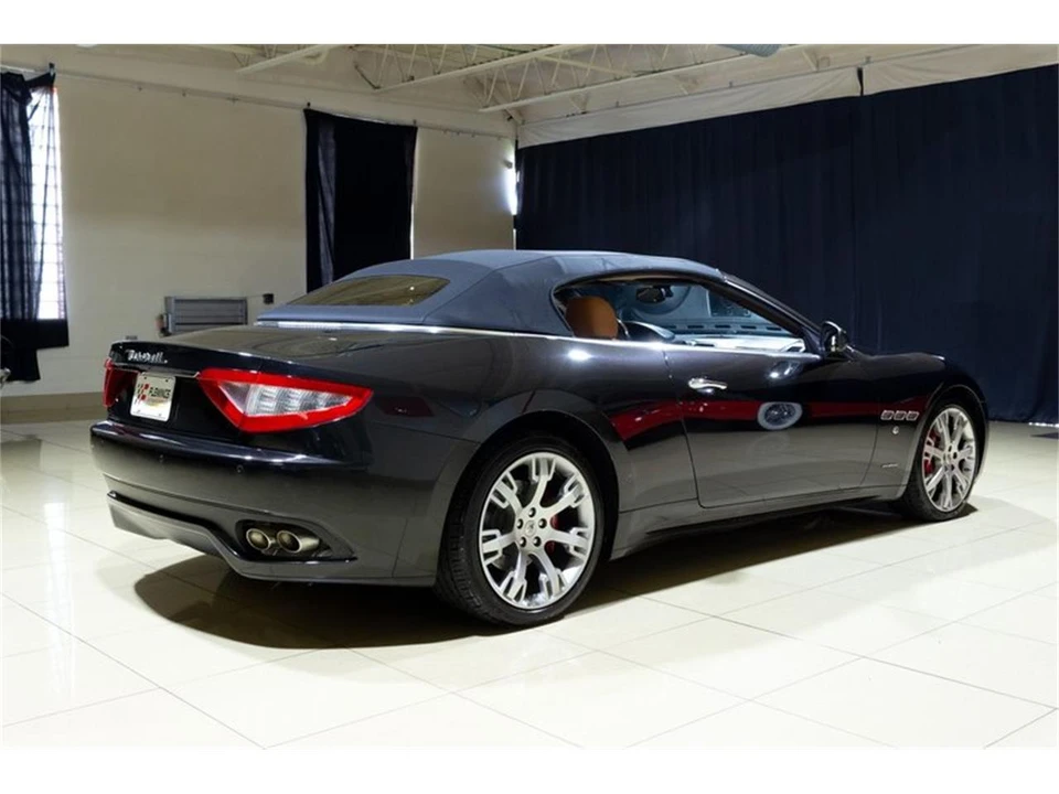 2015 Maserati GranTurismo 1st Gen - Image 23 of 31