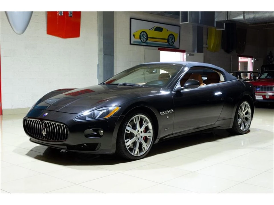 2015 Maserati GranTurismo 1st Gen - Image 2 of 31