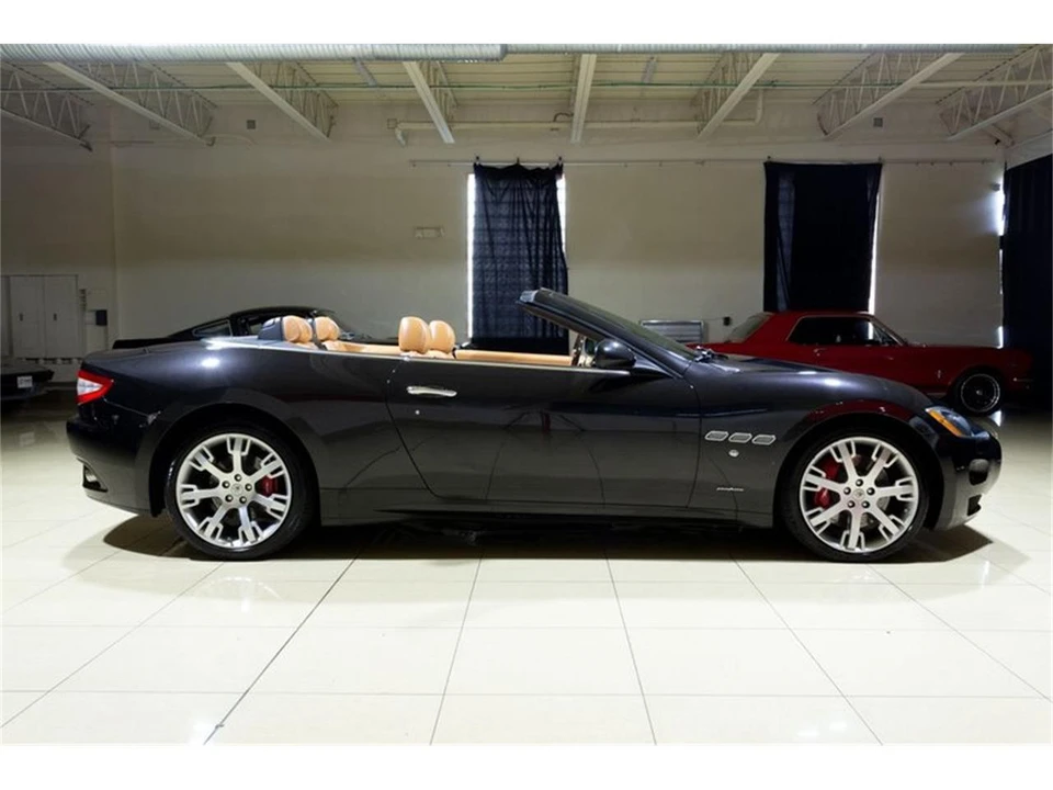 2015 Maserati GranTurismo 1st Gen - Image 30 of 31