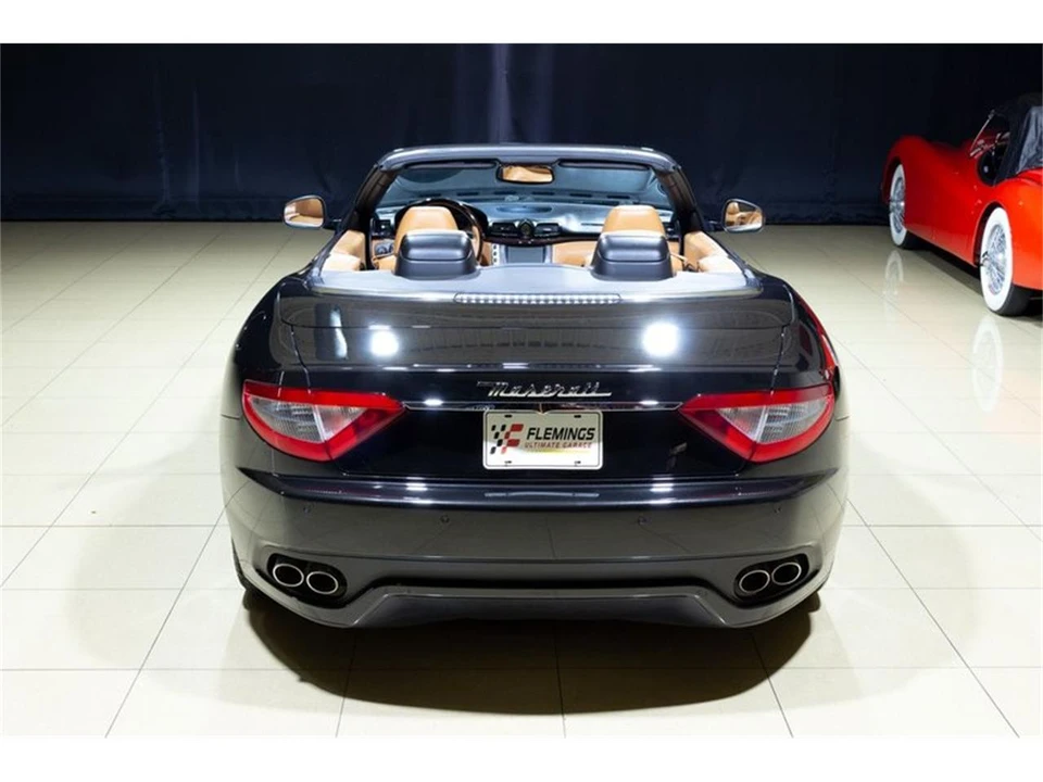 2015 Maserati GranTurismo 1st Gen - Image 16 of 31
