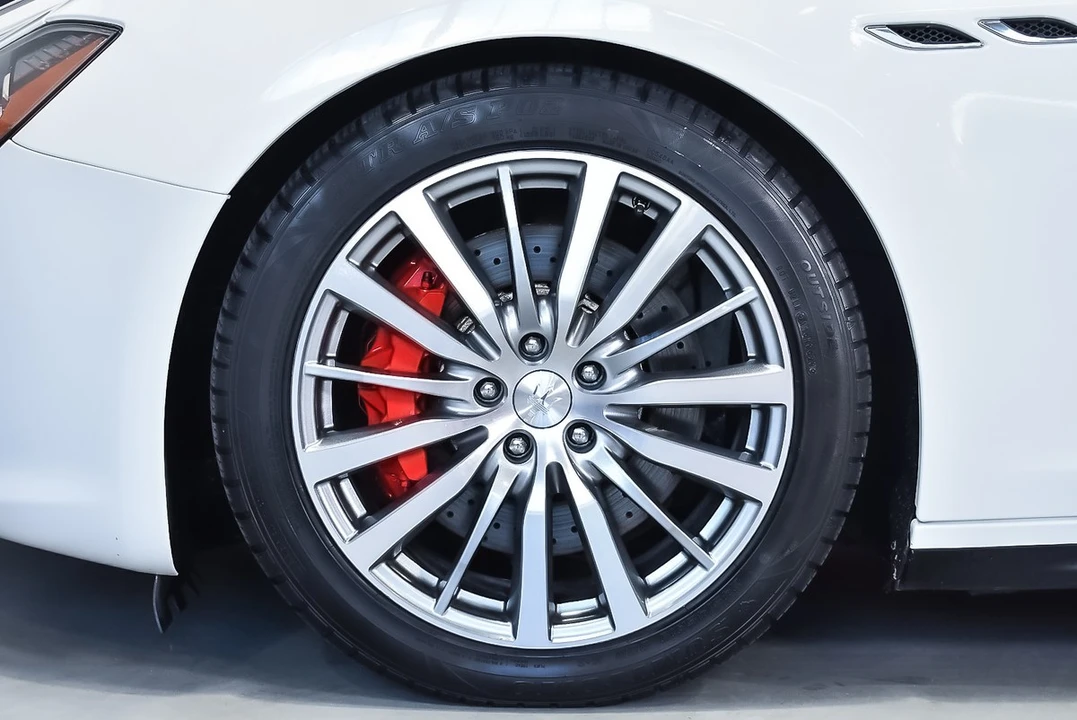 2015 Maserati Ghibli 3rd Gen - Image 29 of 30