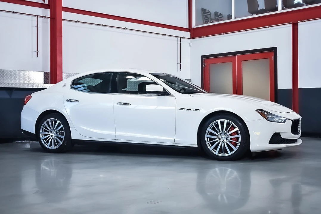 2015 Maserati Ghibli 3rd Gen - Image 12 of 30