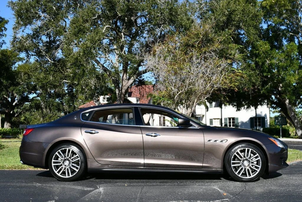 2015 Maserati Quattroporte 6th Gen - Image 29 of 31