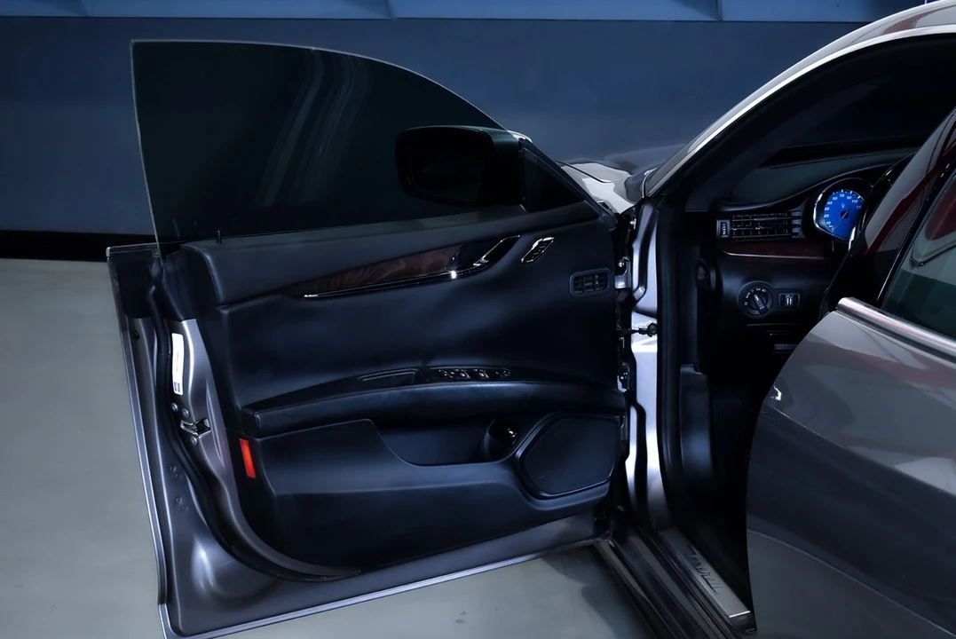 2015 Maserati Quattroporte 6th Gen - Image 24 of 30