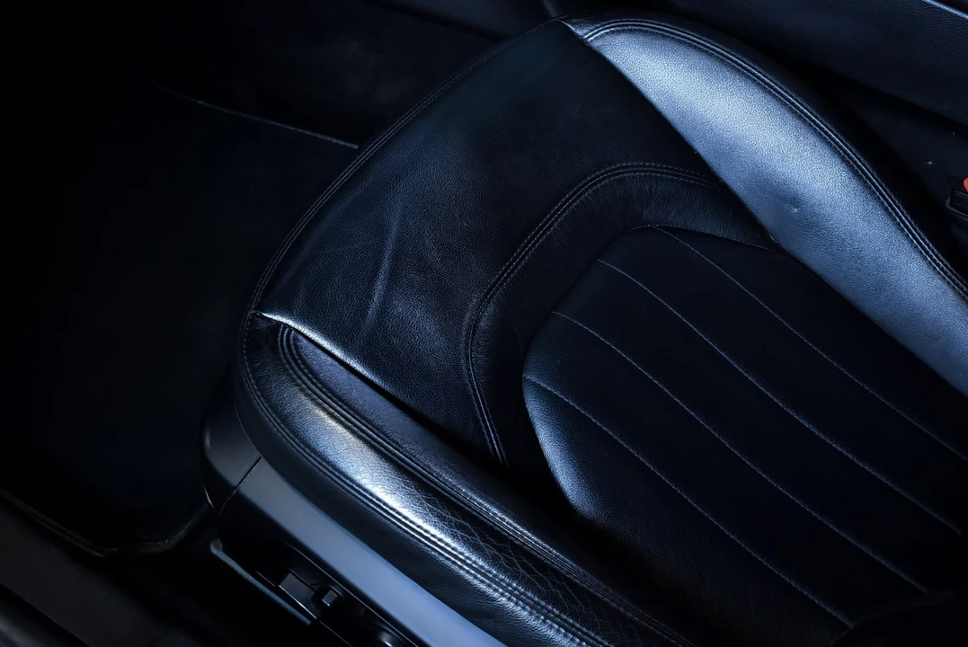 2015 Maserati Quattroporte 6th Gen - Image 30 of 30