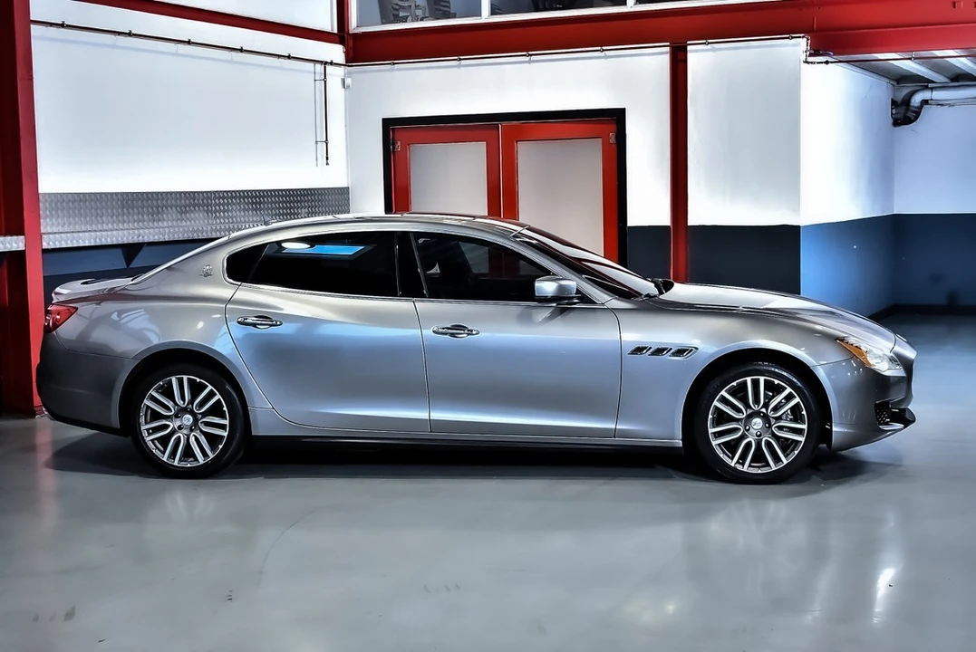 2015 Maserati Quattroporte 6th Gen - Image 9 of 30