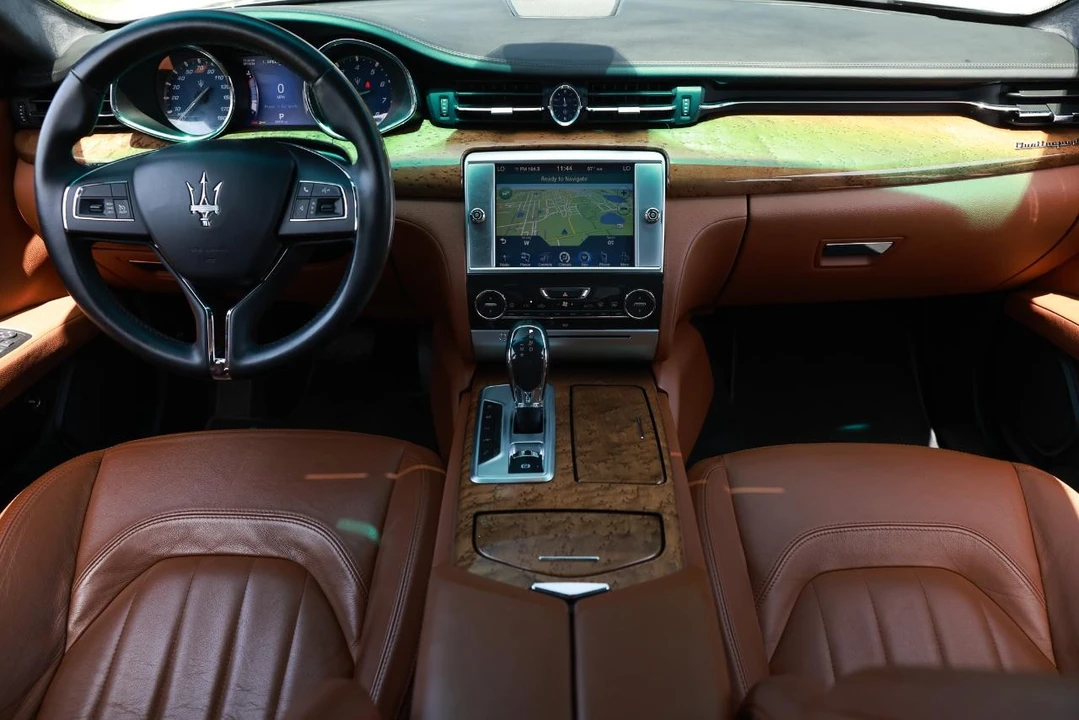 2015 Maserati Quattroporte 6th Gen - Image 2 of 31