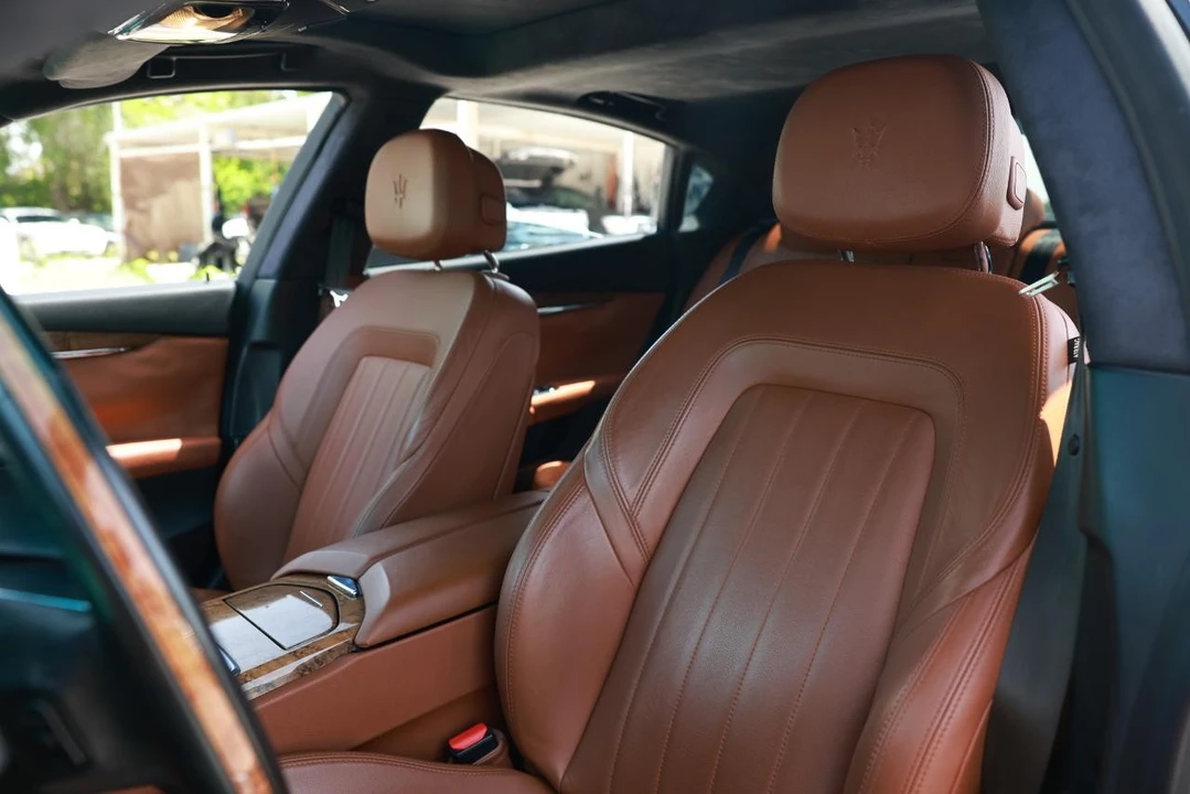 2015 Maserati Quattroporte 6th Gen - Image 6 of 31