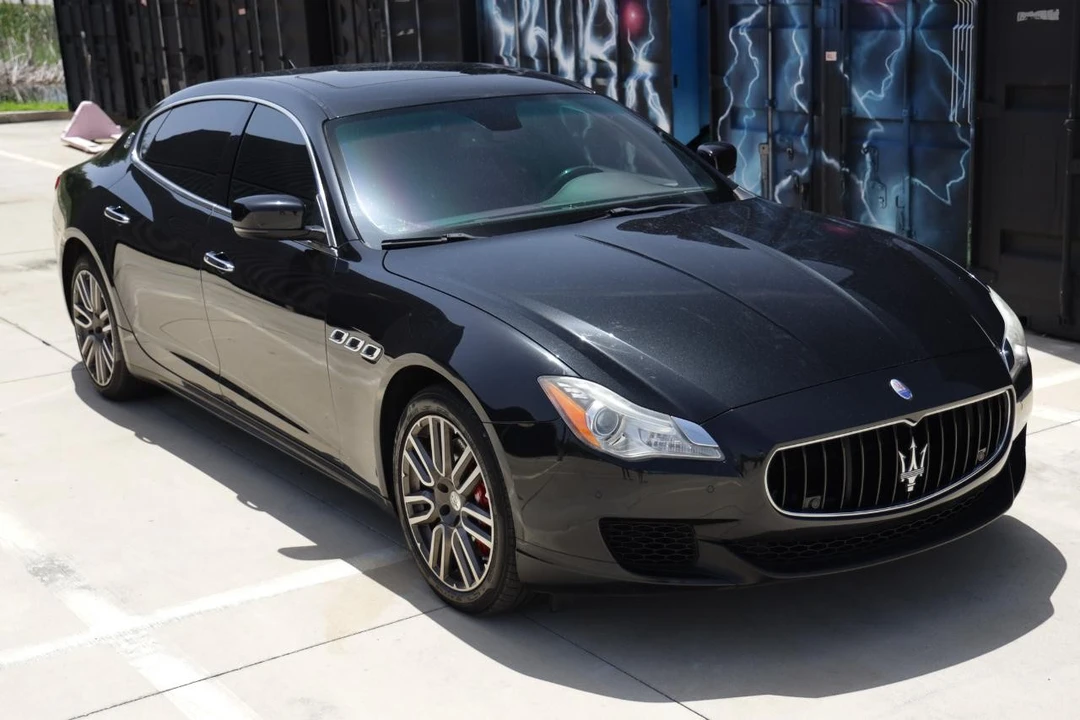 2015 Maserati Quattroporte 6th Gen - Image 15 of 31