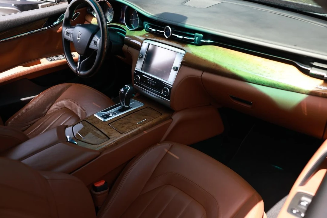 2015 Maserati Quattroporte 6th Gen - Image 16 of 31