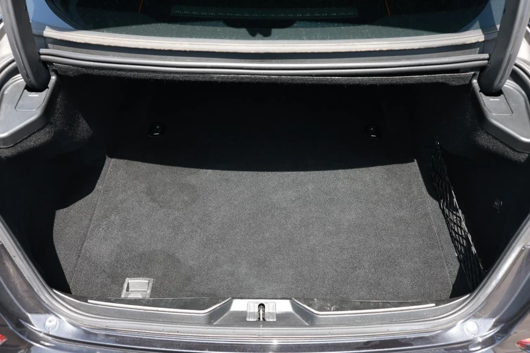 2015 Maserati Quattroporte 6th Gen - Image 23 of 31